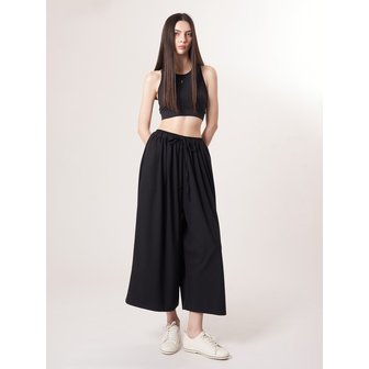 애스플래폼 AU52PT33 F 와이드 크롭 팬츠_블랙