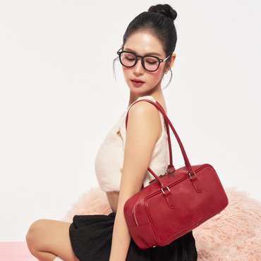 리끌로우 SIO BAGUETTE BAG RED