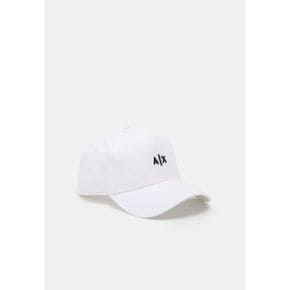 Armani Exchange 아르마니 익스체인지 베이스볼 캡 - 흰색 6773952