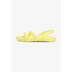 5066353 Camper KOBARAH FLAT - Pool slides yellow