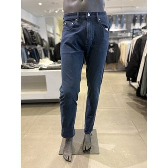 Calvin Klein Jeans [부산점] [CK진] 남성 모던 테이퍼 핏 얼티밋 스트레치 데님 팬츠 (J322649-1BJ)