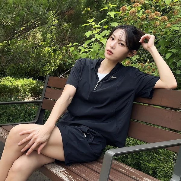 [여주점] N252WTS170 여성 프로즌큐브 반팔 후디 CARBON BLACK