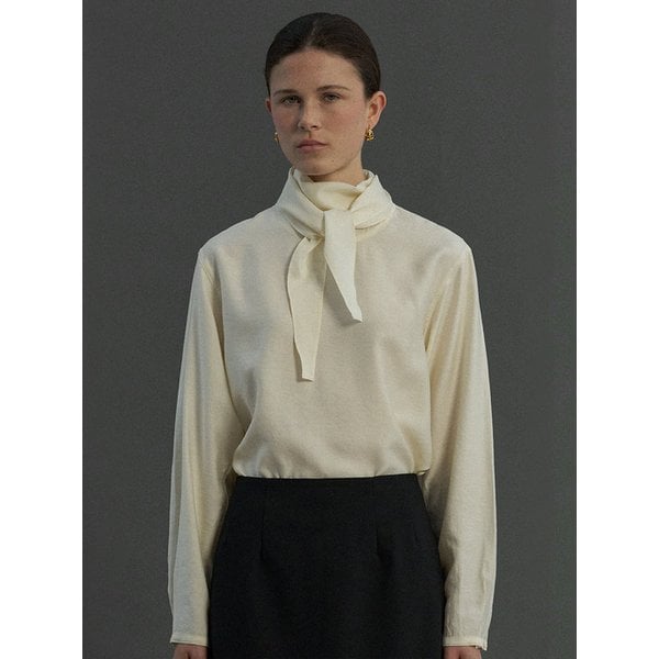 Silky tie blouse (cream/deep gray)