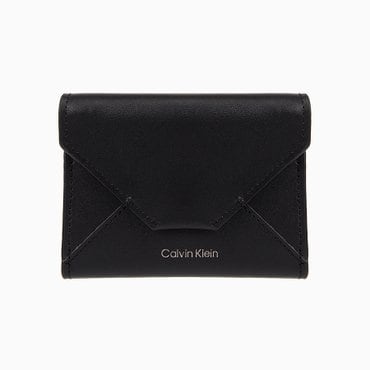 Calvin Klein Jeans ACC 남성 CK 라인 인벨롭 빌폴드(4D1055G-UB1)