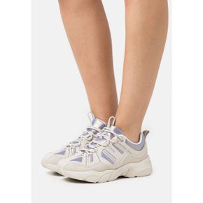 3841533 Calvin Klein RETRO TENNIS LACEUP - Trainers eggshell/reflective/lavender aura