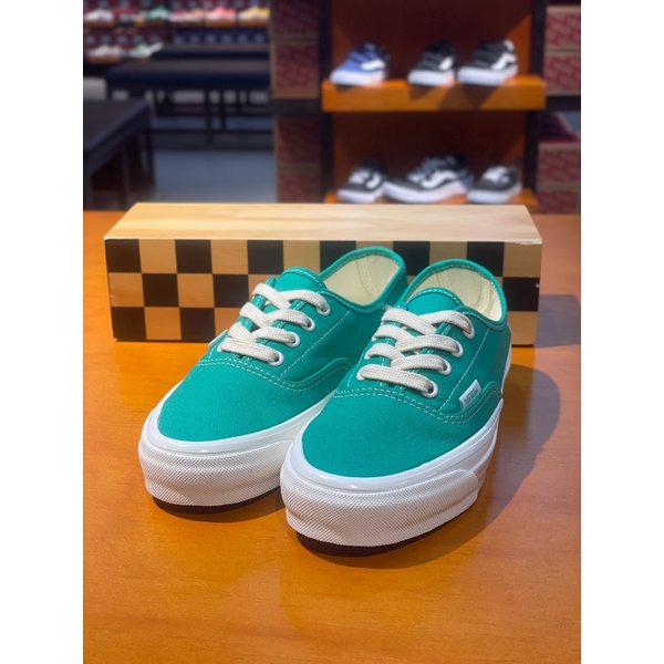 [여주점] (남여공용) 스니커즈 프리미엄 어센틱 44 킥다운(그린) (VN000D4YFDC)