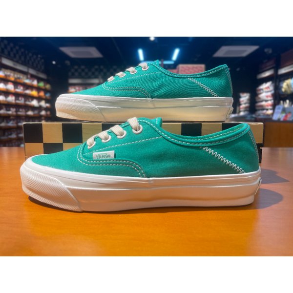 [여주점] (남여공용) 스니커즈 프리미엄 어센틱 44 킥다운(그린) (VN000D4YFDC)