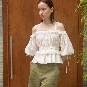 나인(Atelier Nain) 나인 OFF-SHOULDER STRING BLOUSE_S BL4253