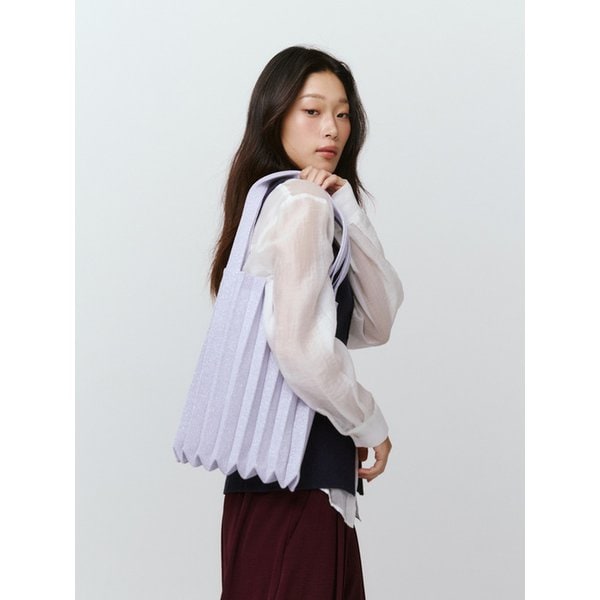 뉴숄더백 글리터페일퍼플