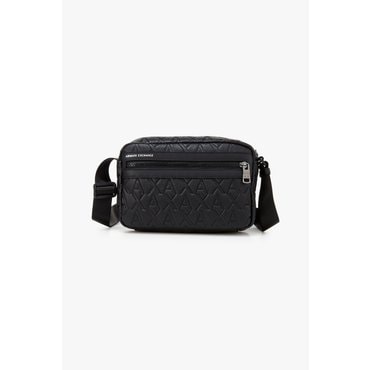 ARMANI EXCHANGE AX남성 디보싱 로고 패턴 크로스백 A415170004블랙