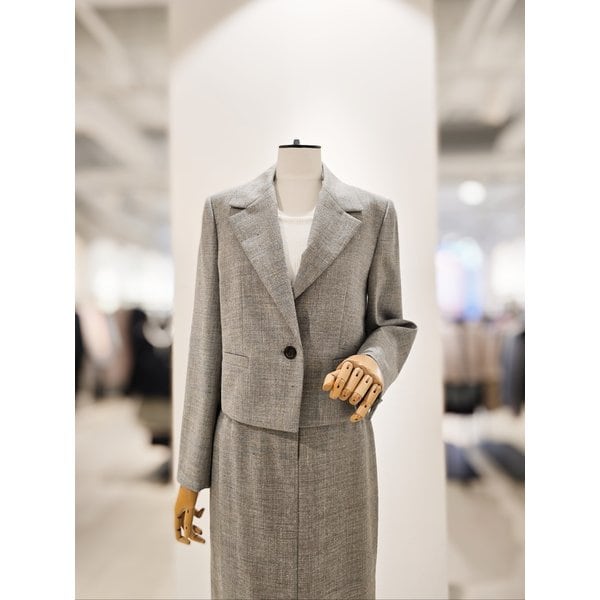 [파주점] [더아이잗컬렉션]헤서웨이 크롭 테일러드 자켓 CR3A0JK831