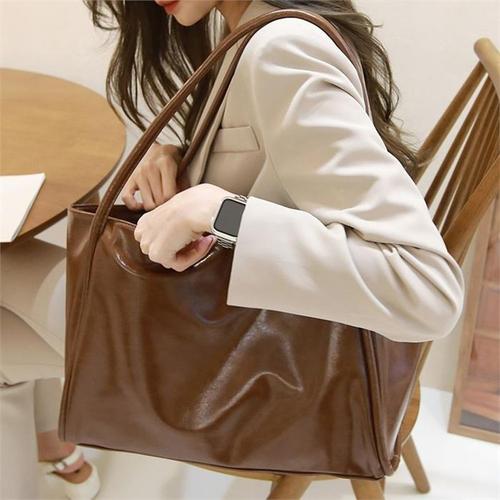 [라일리] Rly 직장인 여성 빅숄더백 노트북 서류 넣기편한 숄더백(1)