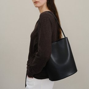 Medium Mug shoulder bag Black 로서울 머그백