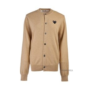 FW24 공용 하트 와펜 가디건 AX N023 051 3 LIGHT CAMEL