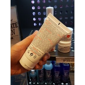 울트라 페이셜 클렌저 150ml