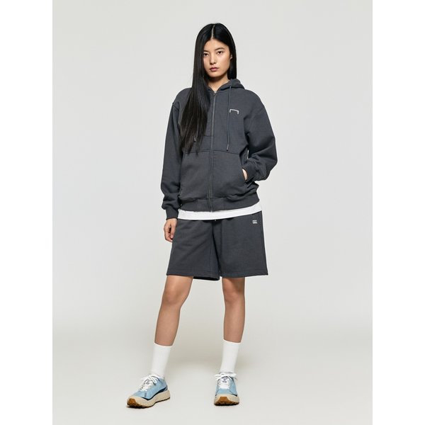 [여주점] ESSENTIAL BOX LOGO SHORTS