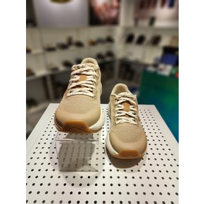 [여주점] [WK500] 베이지 여성 런닝화_KNSO5E402I2