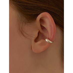 [연말 스페셜 6mm+10mm 진주귀걸이 증정][925 silver] Volume wave earcuff