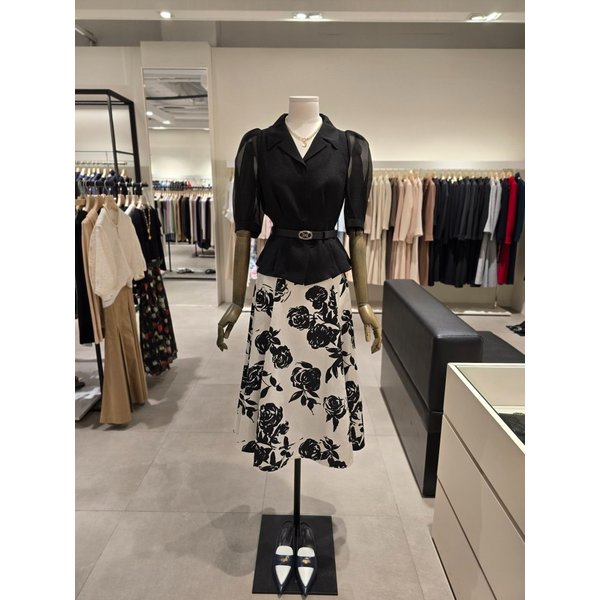 [파주점] 세트 퍼프 소매 블라우스 + 플로럴 플레어 스커트 JS5B0BL261,JS5B0SK321