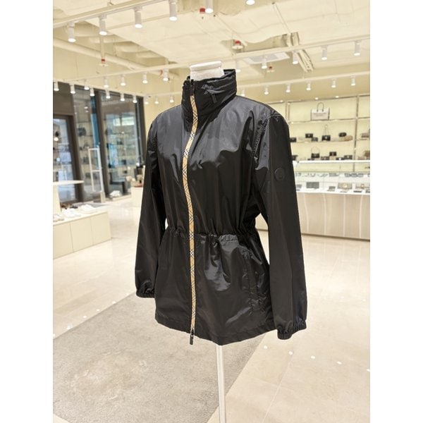 [부산점] 여성 체크 나일론 바람막이 8110309