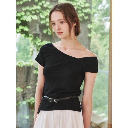 Nouve 언발 오프숄더 티셔츠 - 블랙 / Unbal Off Shoulder T-Shirts - Black