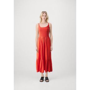 5330859 GAP SMOCKED MIDI DRESS - Day dress fire coral