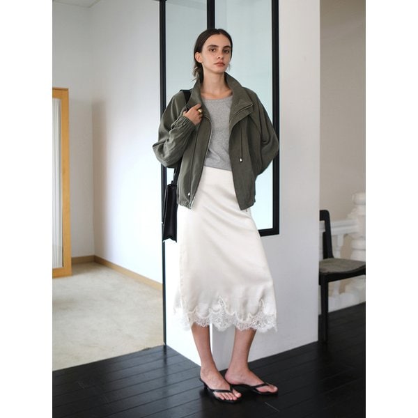 Satin lace long skirt (크림)