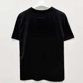 논현 더팩토리26FW MM6 메종 마르지엘라 넘버 로고 반팔티 SH0GC0032 M2