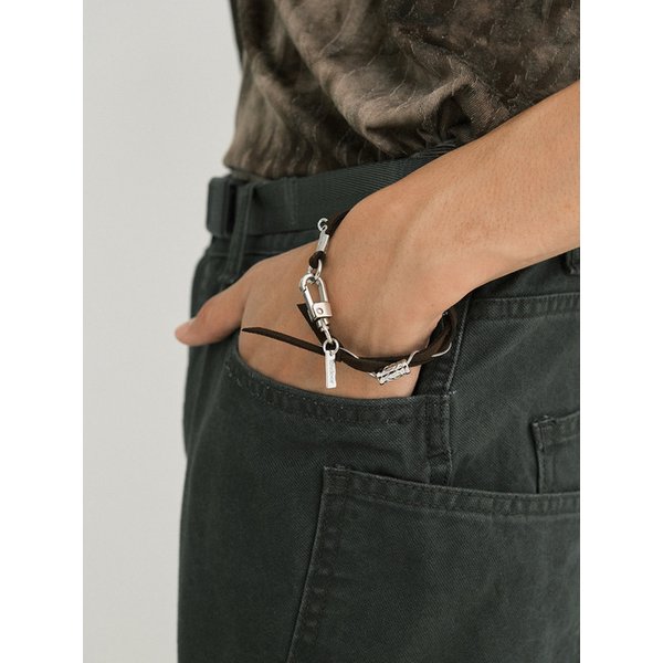Steel & Thread bracelet (Suede brown)