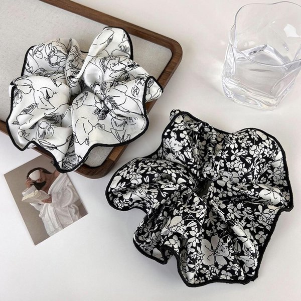 [옷자락] 여성 플라워 패턴 배색 라인 풍성 곱창밴드 머리끈