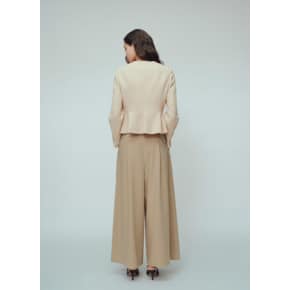 라운드 넥 페플럼 크롭 재킷 GS9A0JK521