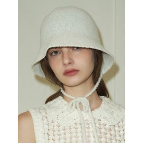 PONY BONNET ivory