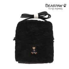 베어파우(BEARPAW) 양털 크로스백 BONBON 블랙 BPB03001OCW