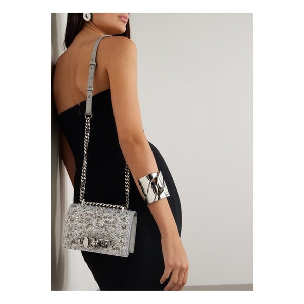 주얼 사첼 크리스털 장식 스터드 스웨이드 숄더 백 실버 1647597355345831