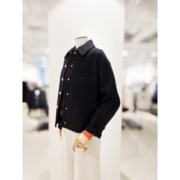 [파주점] [더아이잗컬렉션]캐시미어 자수 포켓 숏 코트 CNBA0CT461