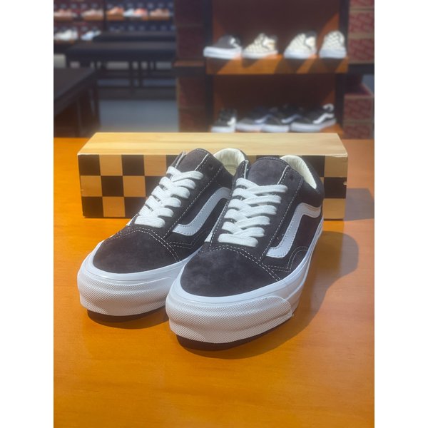 [여주점] (남여공용) 스니커즈 프리미엄 올드스쿨 피그스웨이드 (네이비) (VN000D56BYD)