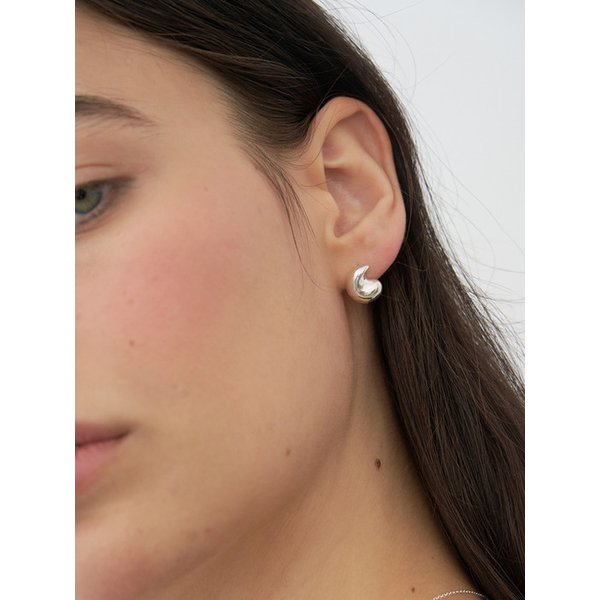 Flow Curl Earring