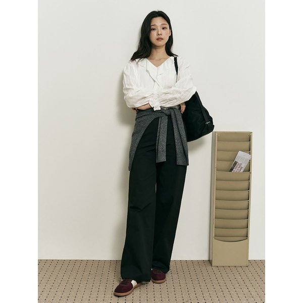 [B. my] 레이스 러플 브이넥 볼륨 블라우스  아이보리 (BF5864N020)