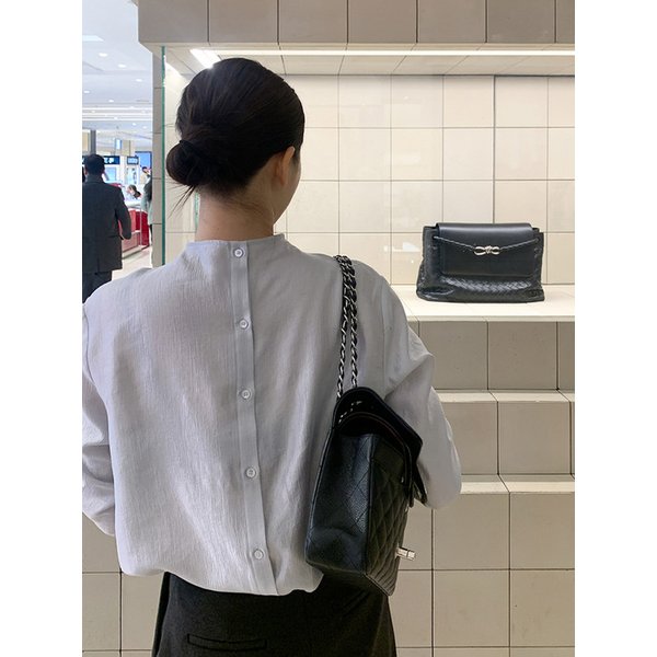 쉘 투웨이 하이넥 블라우스_SHELL SKY