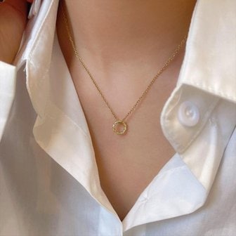  [옷자락] 여성 심플 베이직 미니 트위스트 서클 목걸이