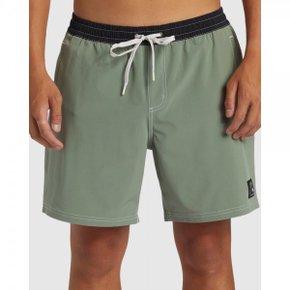 Quiksilver Mens Original Straight 17 Swim Shorts - SEA SPRAY