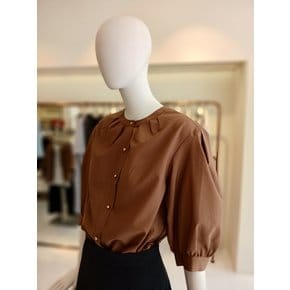 [여주점] 씨씨콜렉트 라운드넥볼륨소매블라우스E253psc130