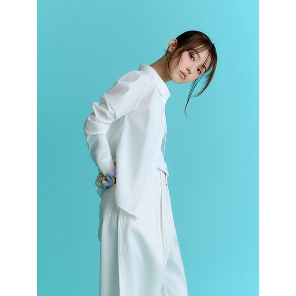 스트레치 스탠다드 핏 셔츠 (Off White)