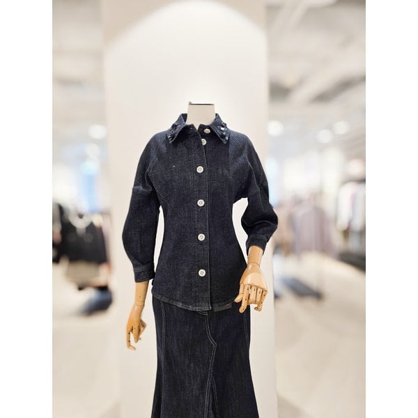 [파주점] [더아이잗컬레션]버튼 디테일 스트레이트 데님 자켓 CR4A0JK231