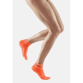 4584583 CEP COMPRESSION ULTRALIGHT LOW CUT - Socks coral