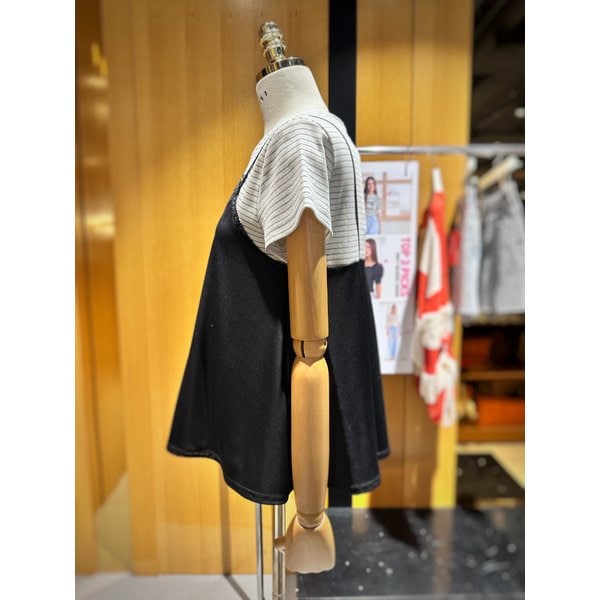 [시흥점] 여성 뷔스티에 포인트 자수 티셔츠 (ES2JT305)