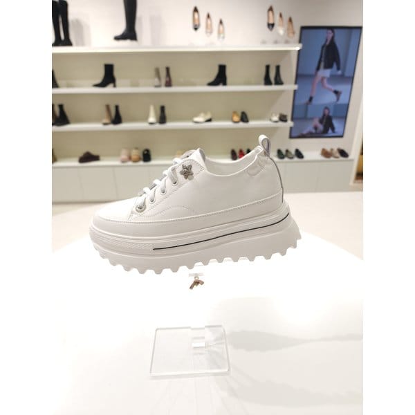 [부산점] [바바라] 7cm 밴딩끈 큐빅 스니커즈 BBJ175