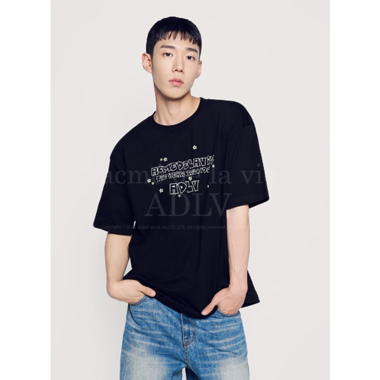 BEAR FRIENDS DOODLE ARTWORK SHORT SLEEVE T-SHIRT BLACK 베어