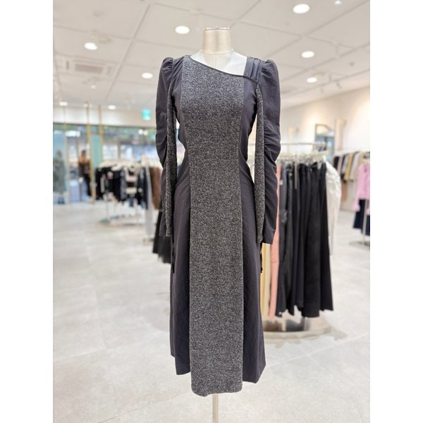 [부산점] 소재 믹스 허리 셔링 슬림 플레어 롱 원피스 EQ4WO062 EQ4WO062