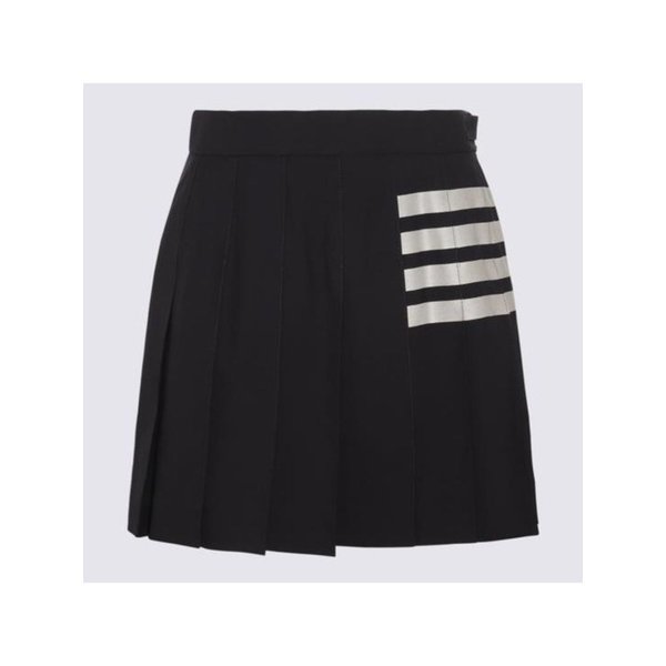 26SS 톰브라운 플리츠 FGC402V 06146 415 NAVY DOM